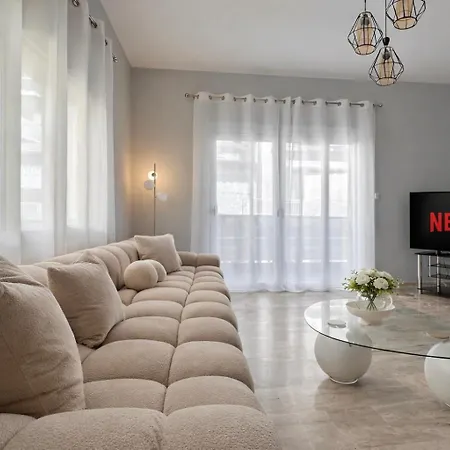 The Pearl Luxury Apartament *